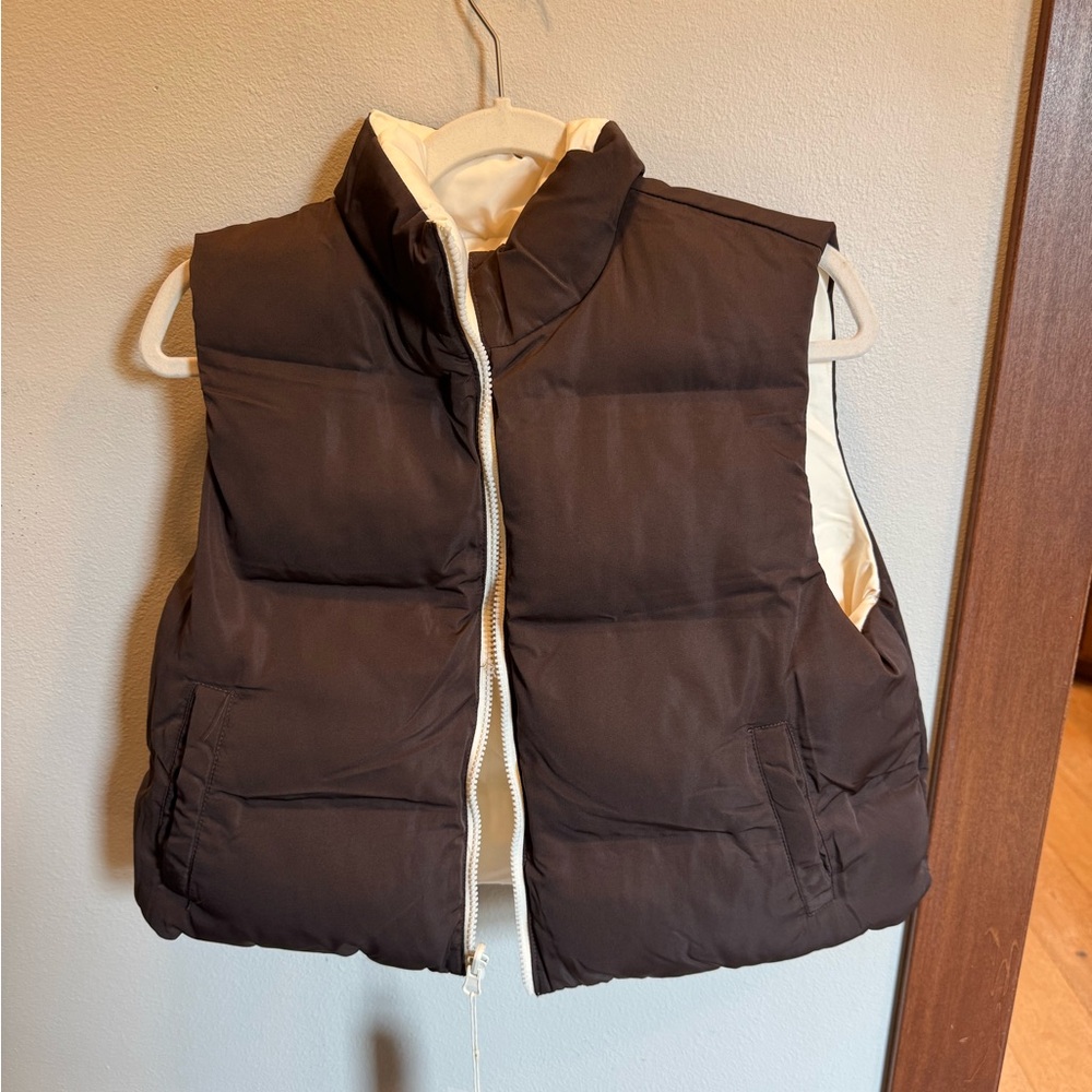 NWT Thread & Supply reversible puffer vest with a high neck